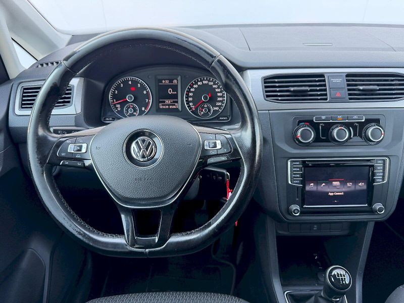Volkswagen Caddy (2017) 1.4 TSI 92kW TrendLine - fotka 8 z 35