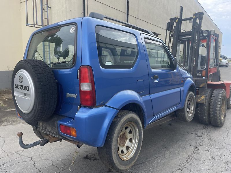 Suzuki Jimny (2002) 1.3 i 60Kw náhradní díly  - fotka 6 z 7