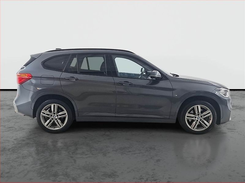 BMW X1 (2016) M Sport xDrive25d, 4X4 - fotka 6 z 21