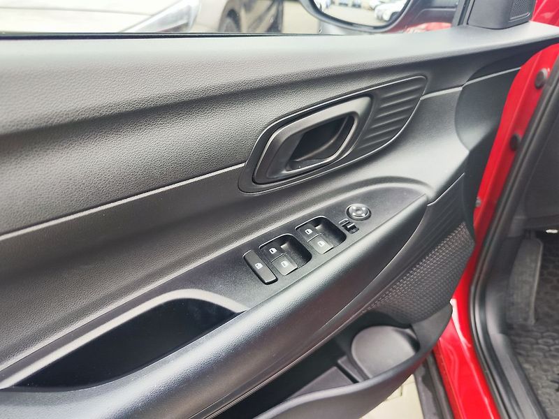 Hyundai Bayon 1.0 T-GDI/74kW Smart DCT - fotka 25 z 26