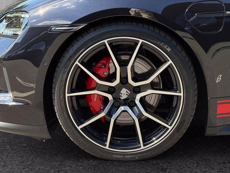 Porsche Taycan 4S Sport Turismo Chrono Pano - fotka 9 z 18