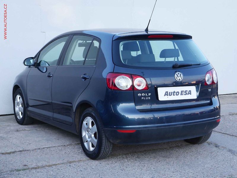 Volkswagen Golf Plus (2007) 1.6i, Klima - fotka 4 z 17