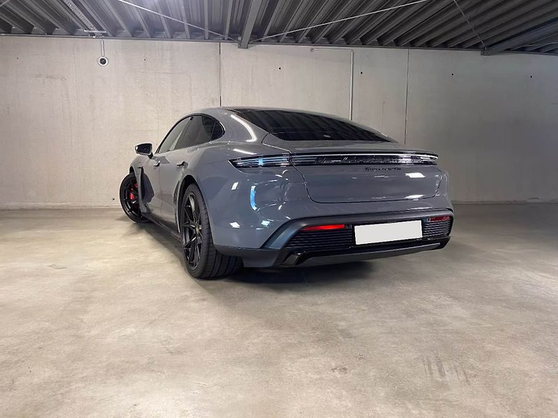 Porsche Taycan GTS PASM 360 HD-Matrix Pano - fotka 4 z 22