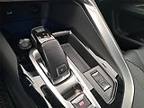 Peugeot 3008 (2023) Allure Pack 1.2 PureTech - náhled 16