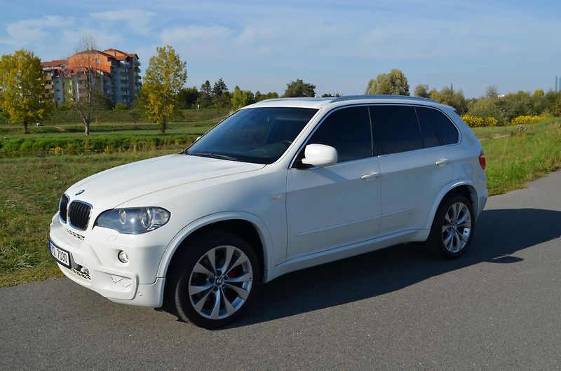 BMW X5 (2007) 3,0 D (M57) 173kW, 4x4, M pack - fotka 1 z 46