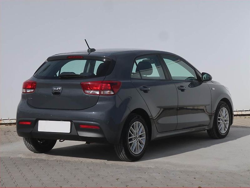 Kia Rio (2021) 1.0 T-GDI, Serv.kniha - fotka 5 z 18
