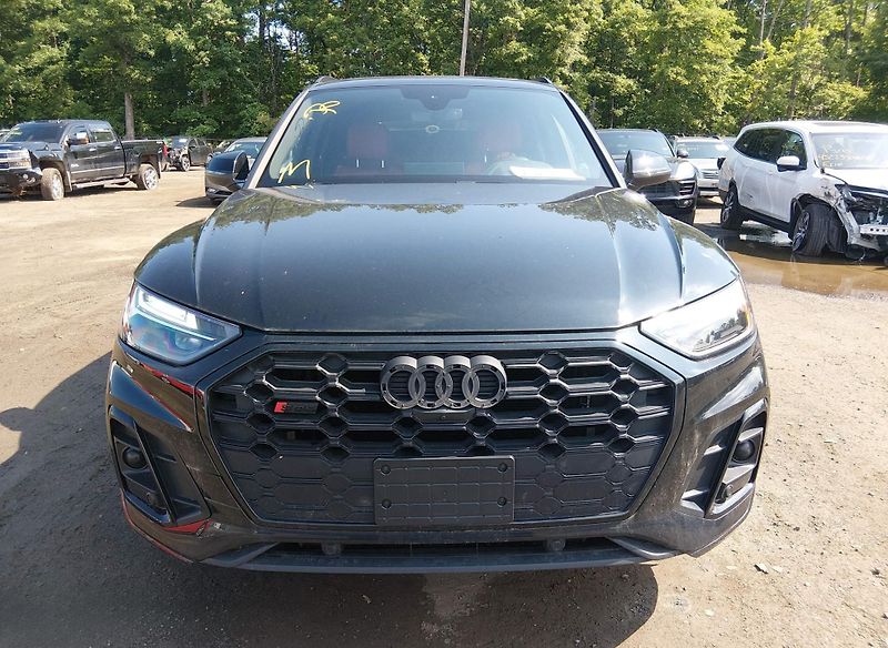 Audi SQ5 (2023) Auto na cestě - fotka 5 z 9