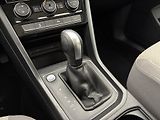 Volkswagen Touran 2,0 TDI DSG Panorama 1.Maj. - náhled 23