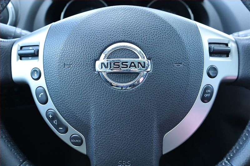 Nissan Qashqai (2009) 1.6, Serv.kniha, Navi - fotka 19 z 20