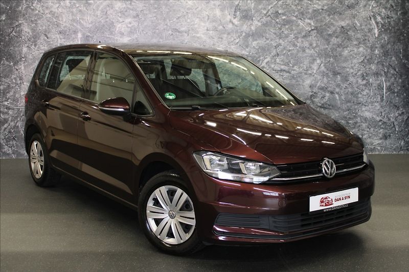 Volkswagen Touran 1,2 TSI 1.majitel - fotka 2 z 31