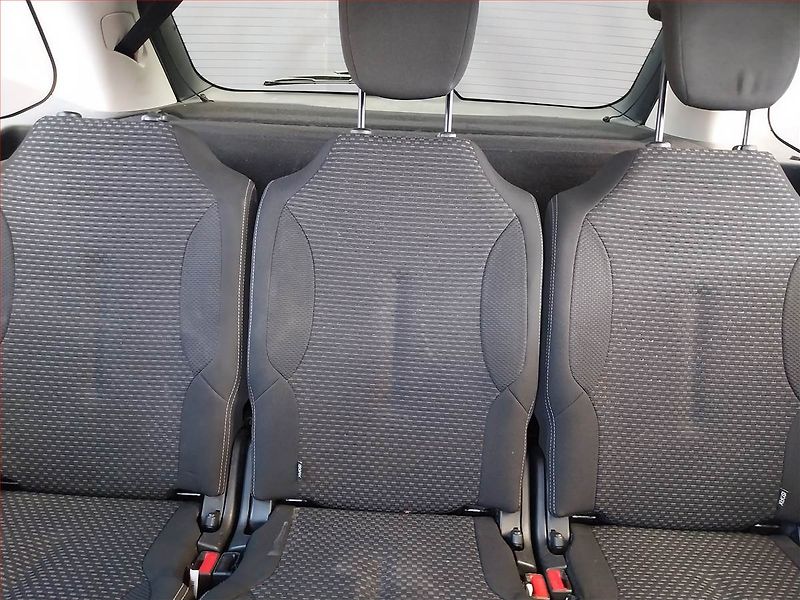 Citroën C4 Picasso (2012) 1.6 HDi, Serv.kniha, po STK - fotka 10 z 16