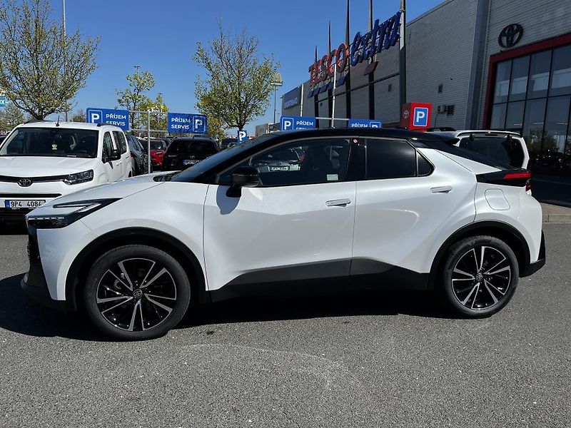 Toyota C-HR 2.0 Plug-in Hybrid Executive - fotka 10 z 34