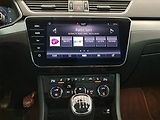 Škoda Superb (2018) 2.0 TDI, Kůže, Navi, Bi-Xenony - náhled 12