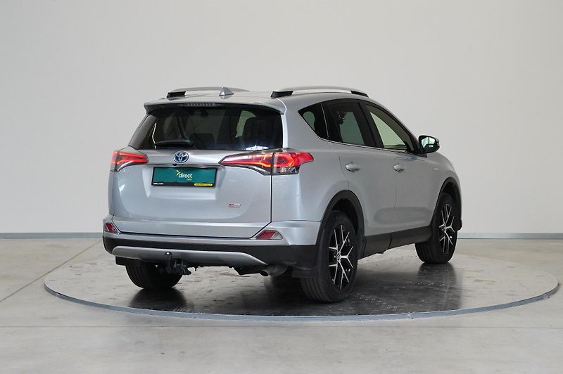Toyota RAV4 - fotka 2 z 35