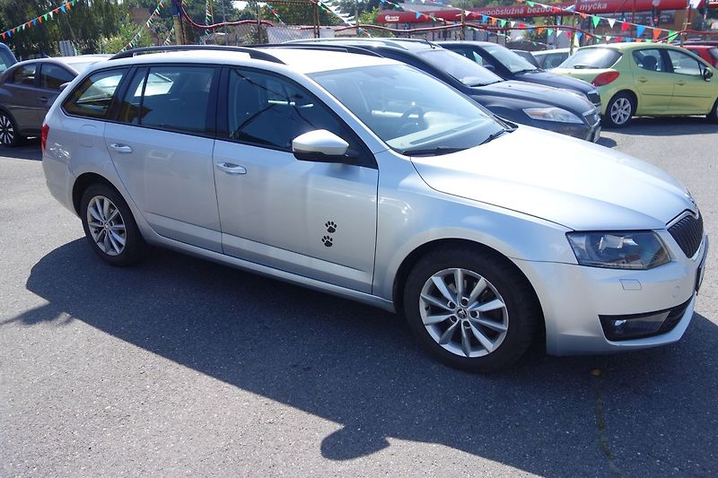 Škoda Octavia 2.0 TDI 110kW DSG - fotka 5 z 24