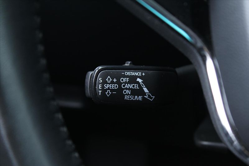 Škoda Superb 2.0 TDI SCOUT DSG ČR - fotka 17 z 31