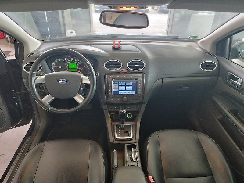 Ford Focus (2006) 2,0i,107KW,AUTOMAT,XEN,ALU,NAV - fotka 22 z 36