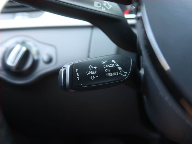 Audi A4 Allroad (2014) 2.0 TDI, 4X4, Automat, Xenony - fotka 15 z 17
