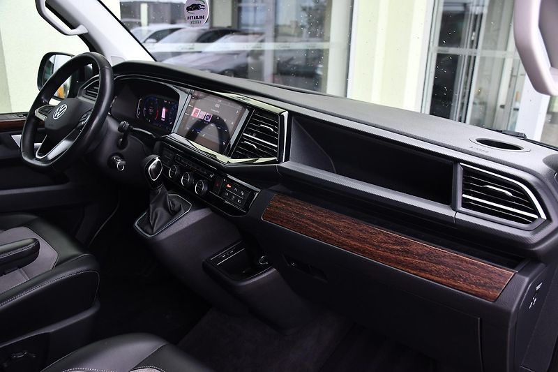 Volkswagen Multivan 2.0TDI BULLI VIRTUA DCC TAŽNÉ  - fotka 19 z 37