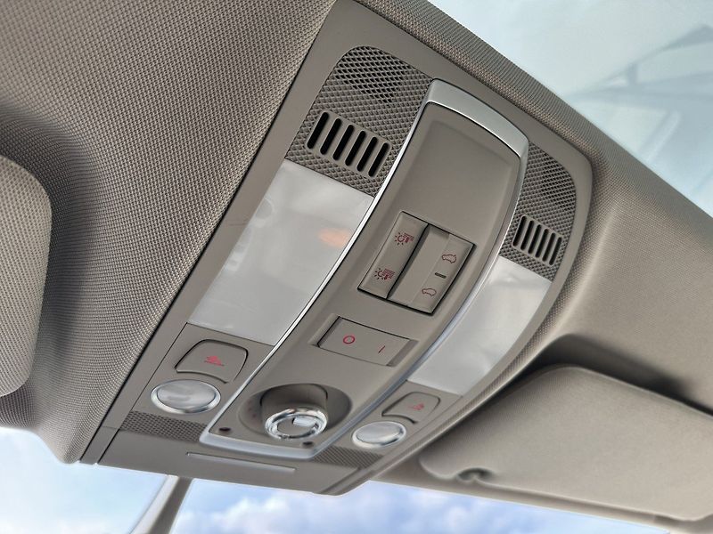Audi Q7 (2012) 3.0TDi S-Line Vzduch Panorama - fotka 14 z 50