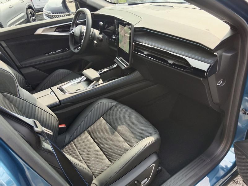 Renault Austral (2026) esprit Alpine full hybrid E-Te - fotka 11 z 18