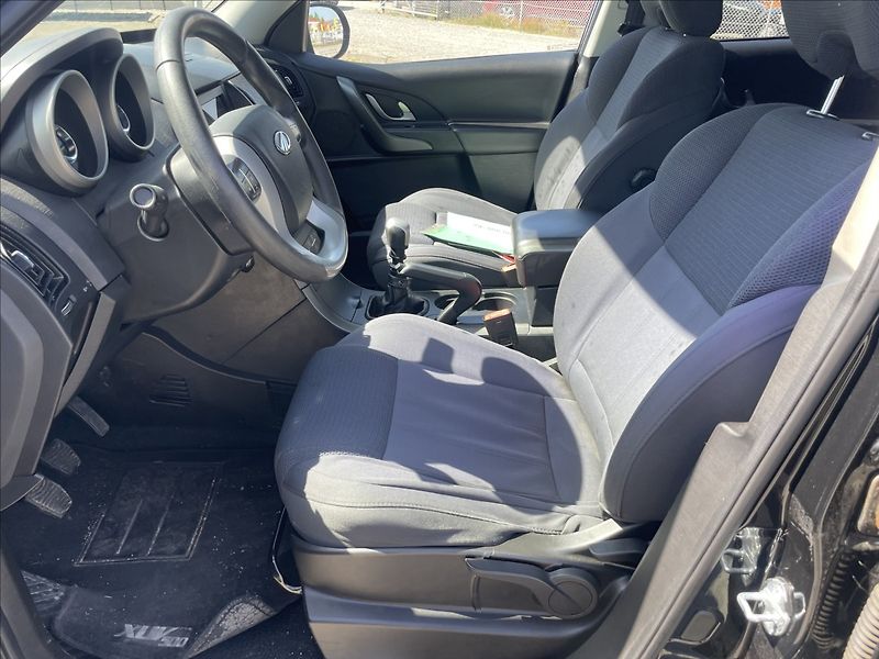 Mahindra  XUV500 2,2 D 103kw 7míst FWD Euro6 be - fotka 7 z 38