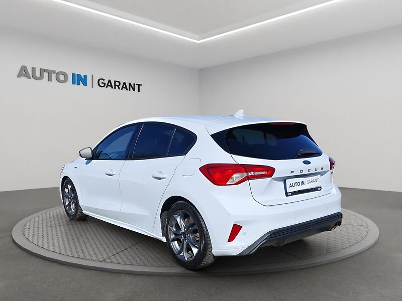 Ford Focus (2019) ST-Line, ČR, 1.majitel, SERVIS - fotka 4 z 17