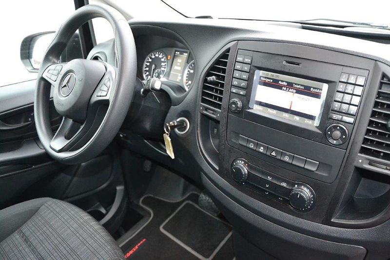 Mercedes-Benz Vito  7G automat najeto 25 t. km  - fotka 36 z 39