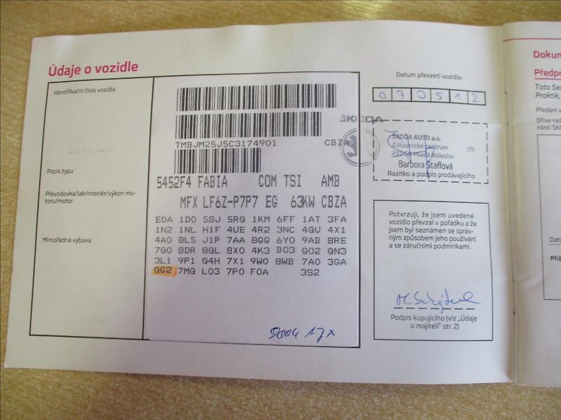 Škoda Fabia 1,2 TSI, klimatizace, serviska - fotka 25 z 33