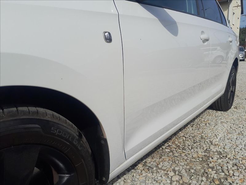 Škoda Rapid 1.2TSI 77kW  NOVÝ MOTOR - fotka 13 z 47