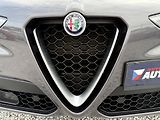 Alfa Romeo Stelvio 2,0T Q4 280PS 4x4 Automat - náhled 6
