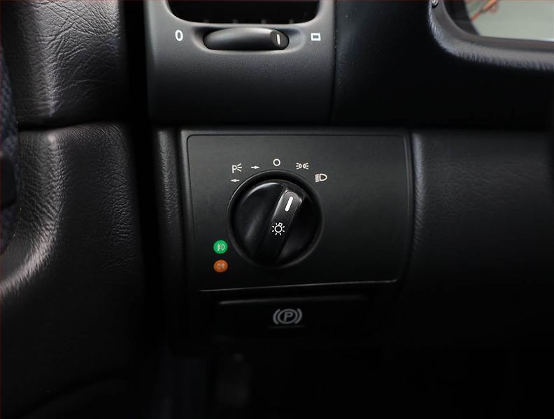 Mercedes-Benz CLK (1999) 430, Automat, Serv.kniha - fotka 12 z 16