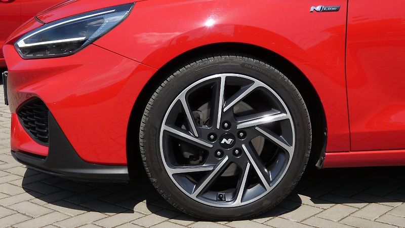 Hyundai i30 1.5 T-GDI N-Line - fotka 22 z 23