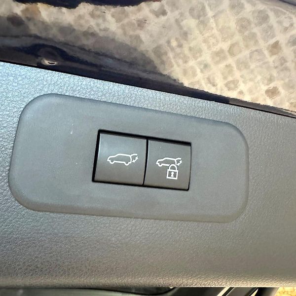 Lexus TX 500h (2025) F SPORT Performance 3  - fotka 34 z 41