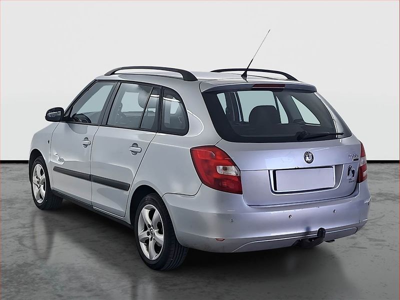 Škoda Fabia (2009) Ambiente 1.4 16V, po STK - fotka 4 z 14