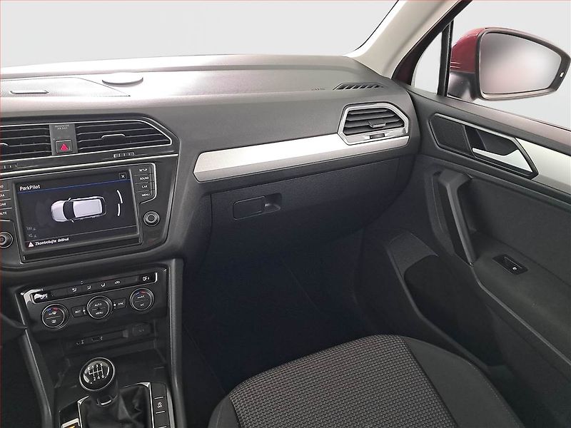 Volkswagen Tiguan (2016) 1.4 TSI, ČR,1.maj - fotka 8 z 17