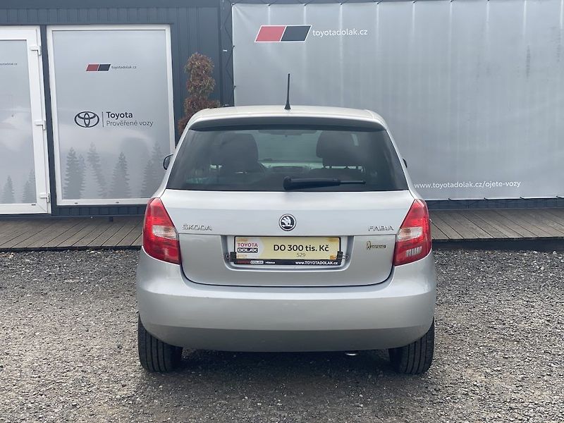 Škoda Fabia 1.2TSi, ČR, manual, 2x kola - fotka 6 z 15