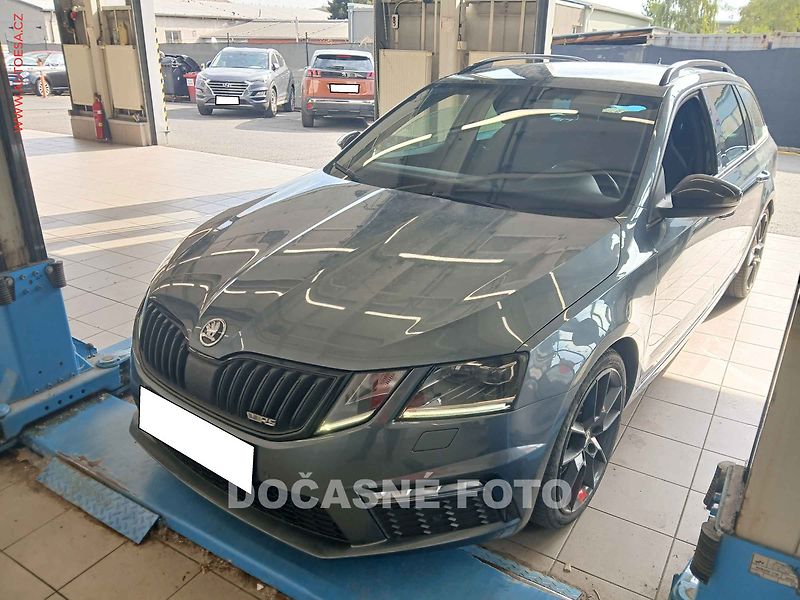 Škoda Octavia (2018) 2.0 TDi, servis.kniha, AT - fotka 1 z 3