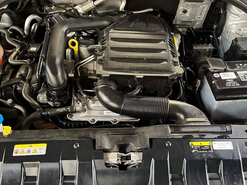 Škoda Fabia (2023) 1.0 TSI 70kW Ambition Combi To - fotka 17 z 20