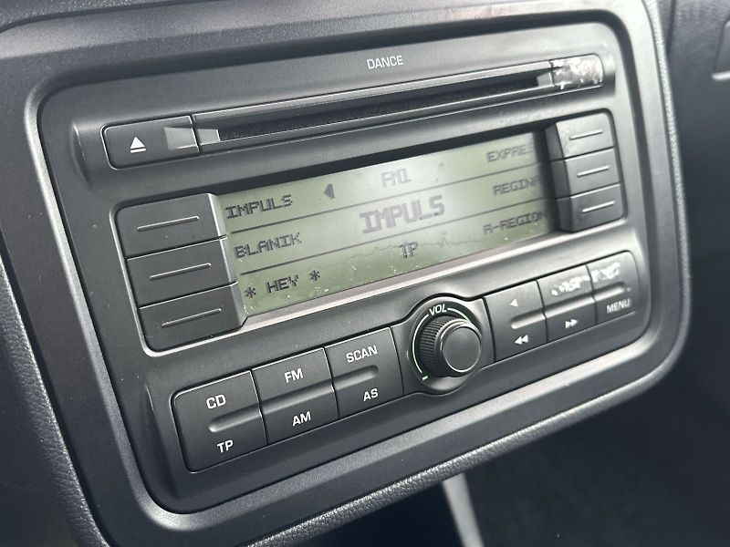 Škoda Fabia (2008) 1.2 HTP Ambiente - fotka 12 z 26