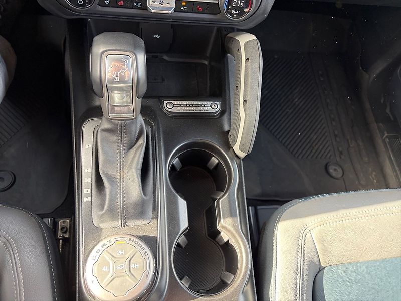 Ford Bronco - fotka 17 z 18