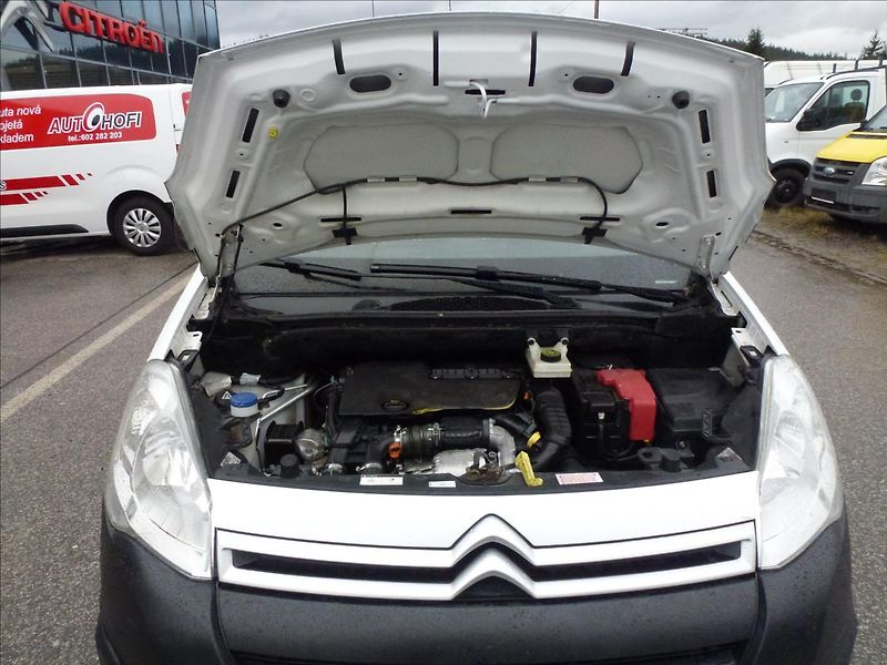 Citroën Berlingo 1,6 HDI 3míst Tažné,Klima,Temp - fotka 32 z 49