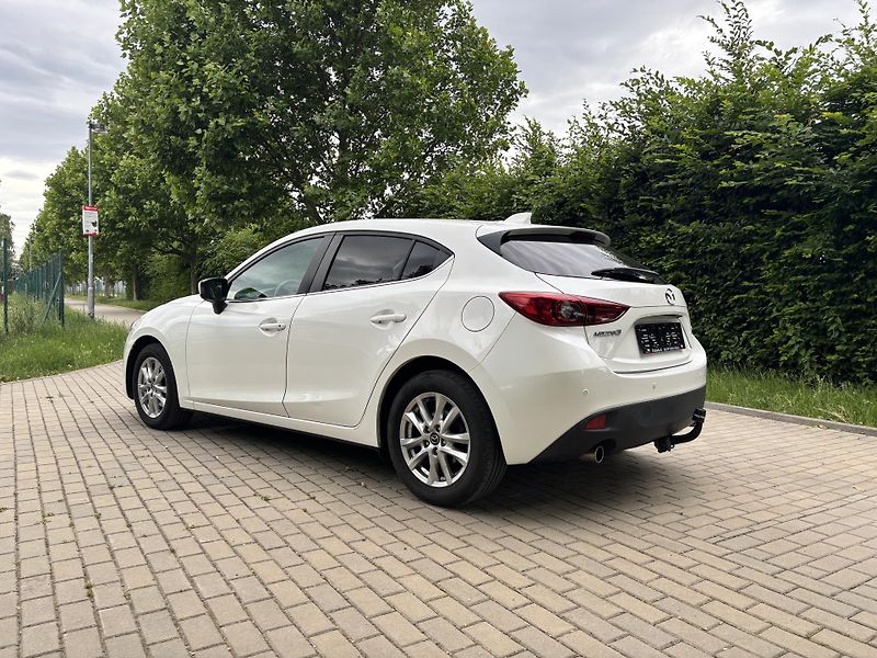 Mazda 3 2.0 Center-Line - fotka 6 z 28