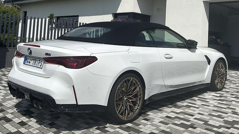 BMW M4 (2024) M4 Competition M xDrive 2025 - fotka 2 z 9