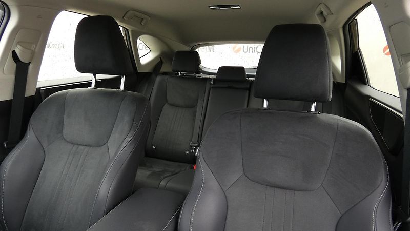 Lexus NX 350h 2.5 E-CVT Comfort Top - fotka 7 z 21
