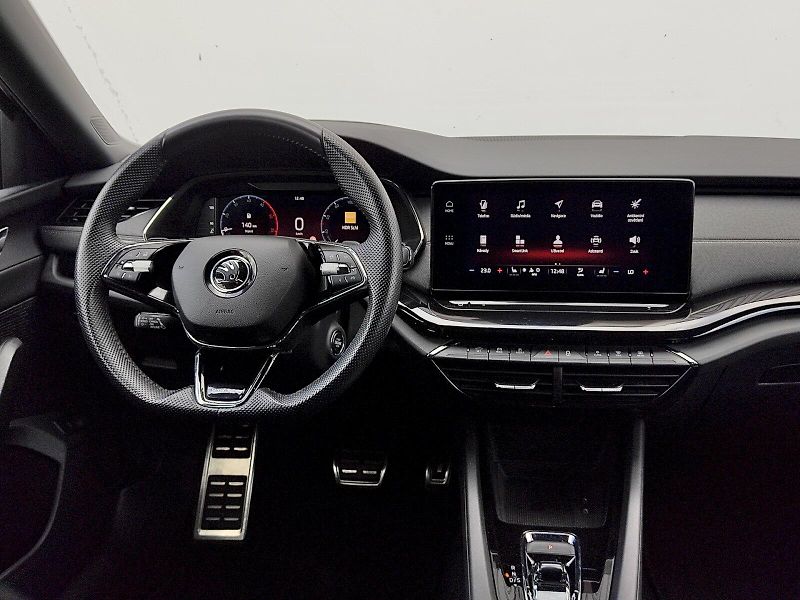Škoda Octavia (2023) combi SportLine 2,0 tdi 110 Kw - fotka 6 z 38