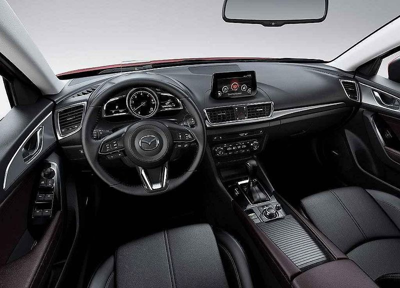 Mazda CX-9.