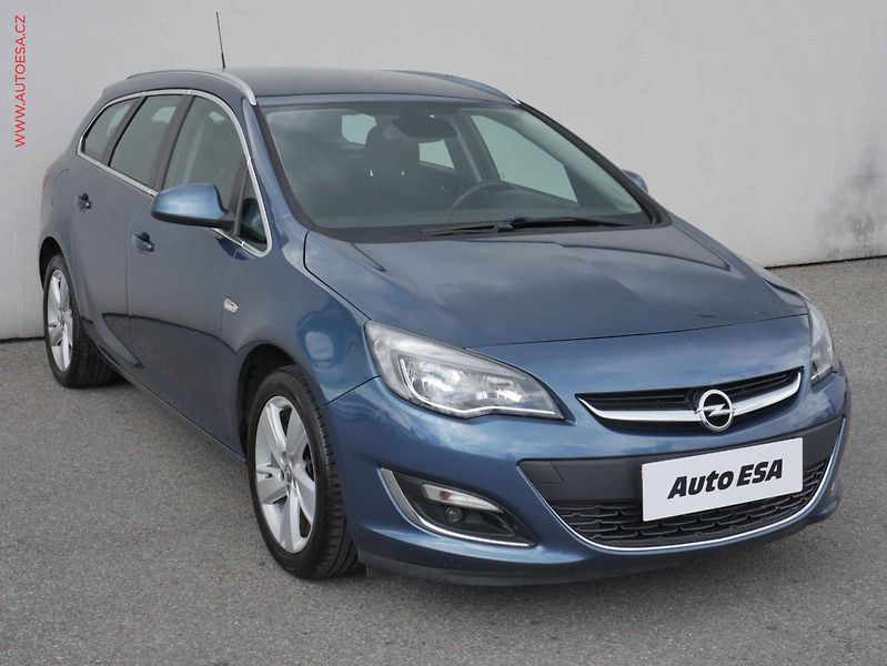 Opel Astra (2013) 1.4T, ČR, Klima - fotografie inzerátu