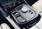 BMW i5 eDrive40 Touring M Kam Tažné - náhled 16