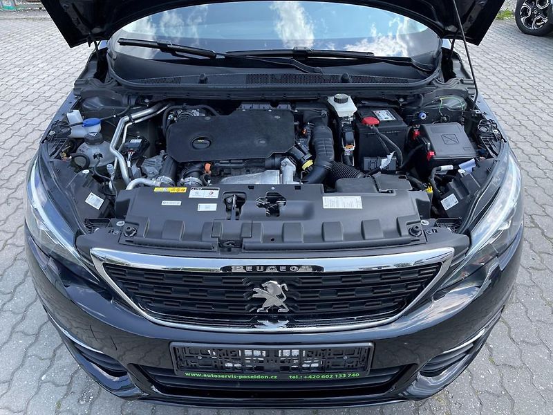 Peugeot 308 1.5 HDI 75 kW navigace - fotka 12 z 14